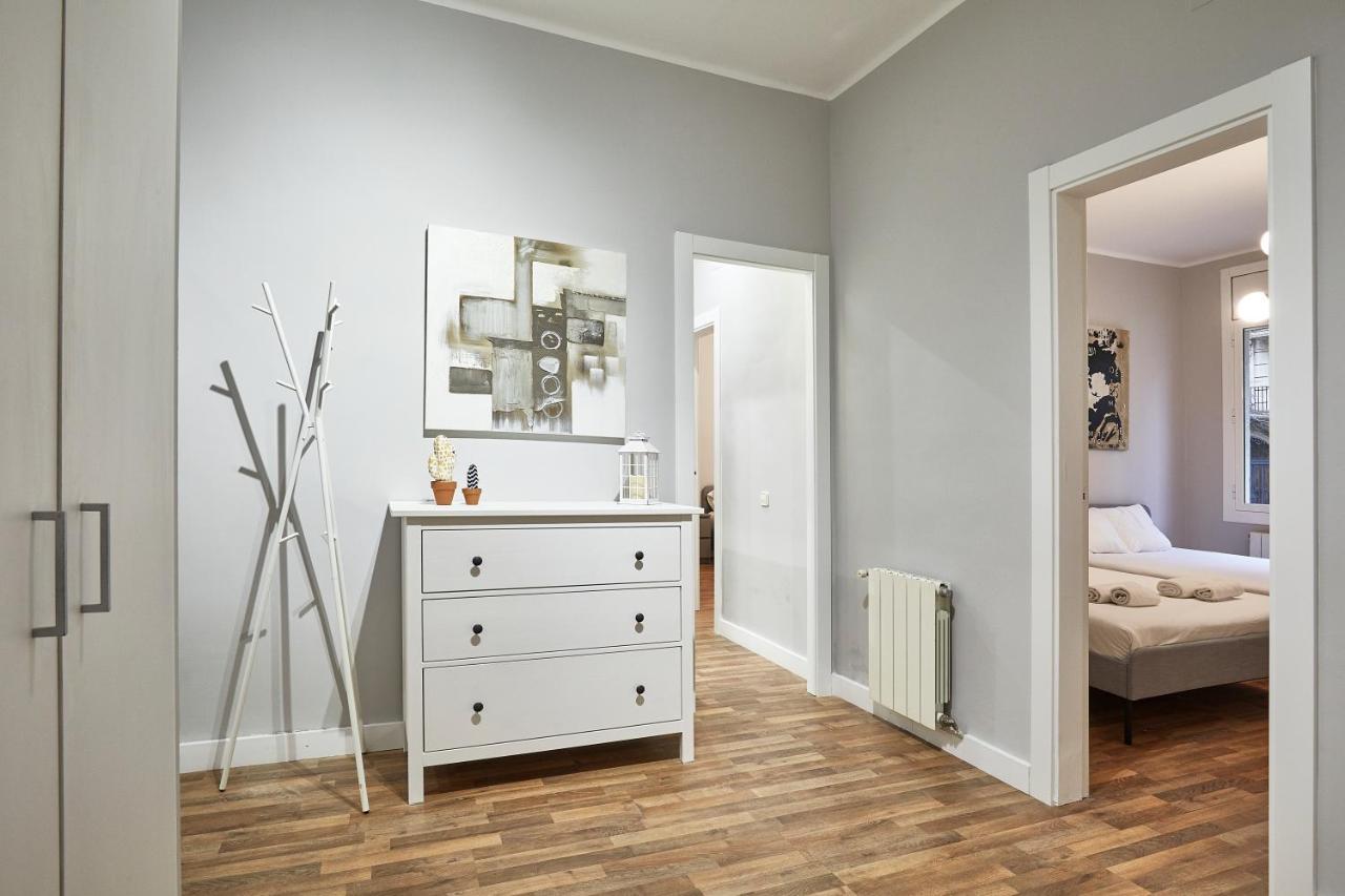 บี บาร์เซโลน่า อพาร์ตเมนต์ กาอูดิ แฟลตส์ Apartment บาร์เซโลนา ภายนอก รูปภาพ
