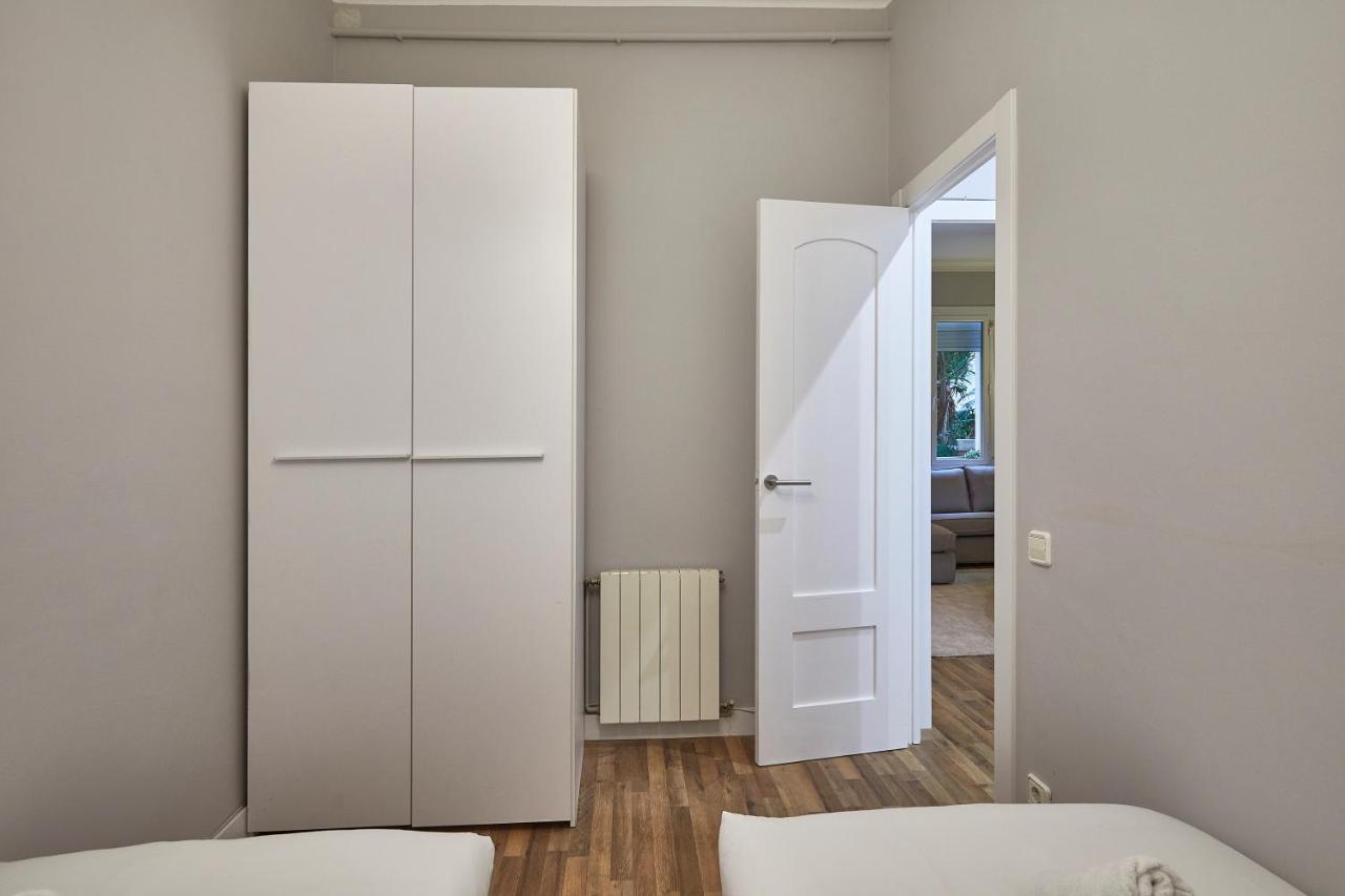 บี บาร์เซโลน่า อพาร์ตเมนต์ กาอูดิ แฟลตส์ Apartment บาร์เซโลนา ภายนอก รูปภาพ
